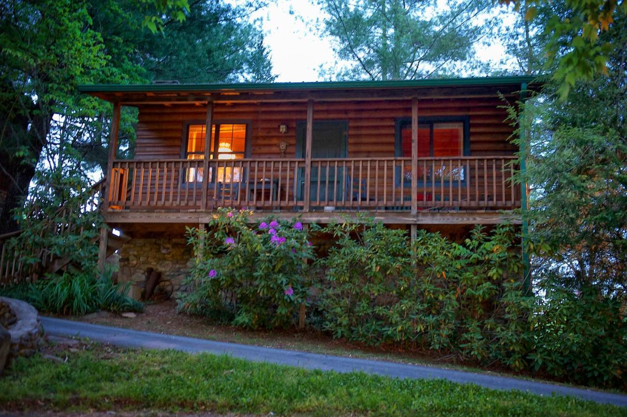 Mountain Springs Cabins Candler Exterior foto